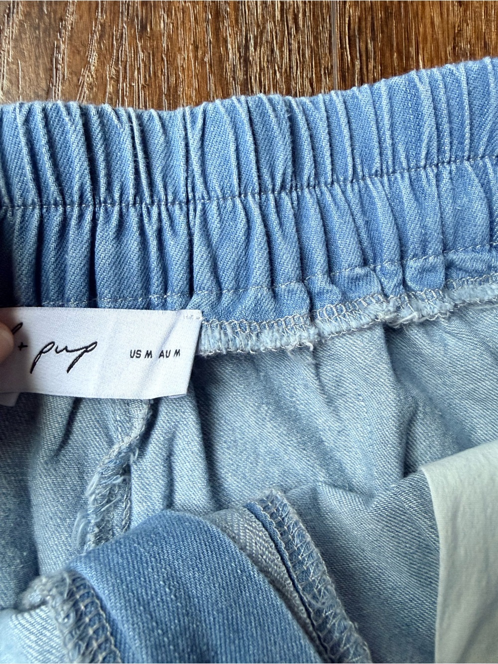 New without tags !Women’s Light Blue High-Waist Pleated Shorts - Picture 3 of 5